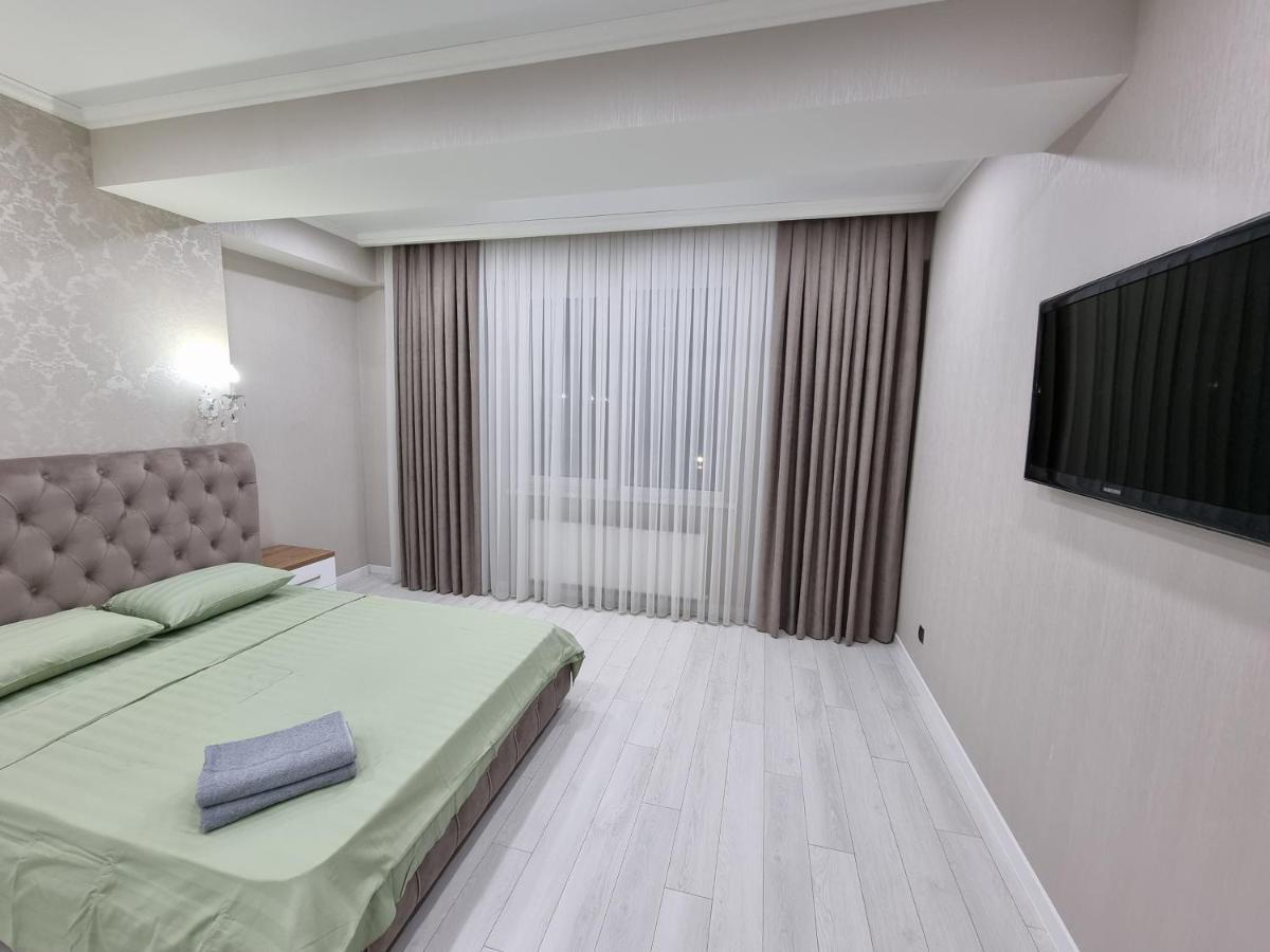 Grand Excelent New Ultra Central Apartments Chisinau Exterior foto