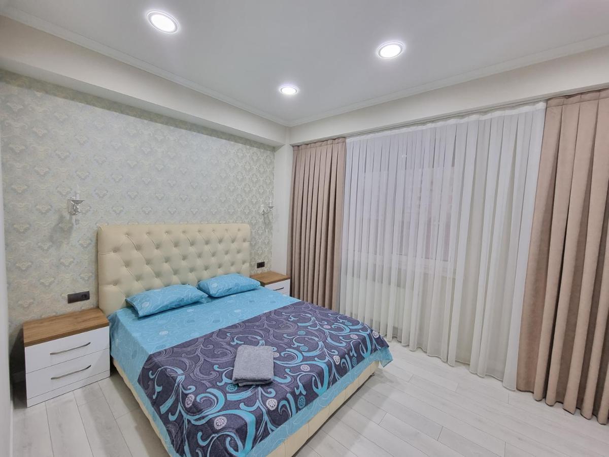 Grand Excelent New Ultra Central Apartments Chisinau Exterior foto